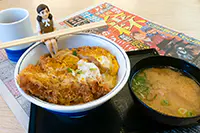 カツ丼(梅) Ａセットとフチ子